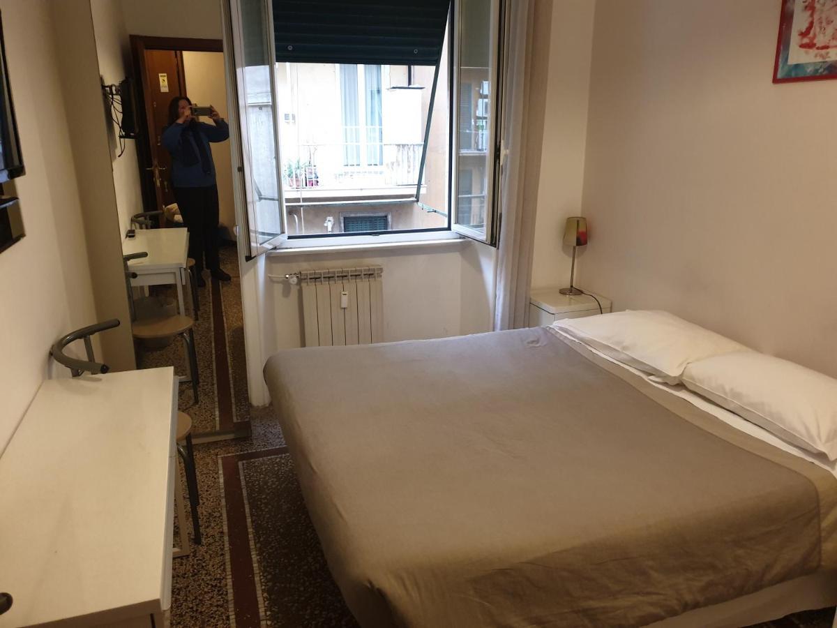 Chez Liviana Hotel Rome Exterior photo