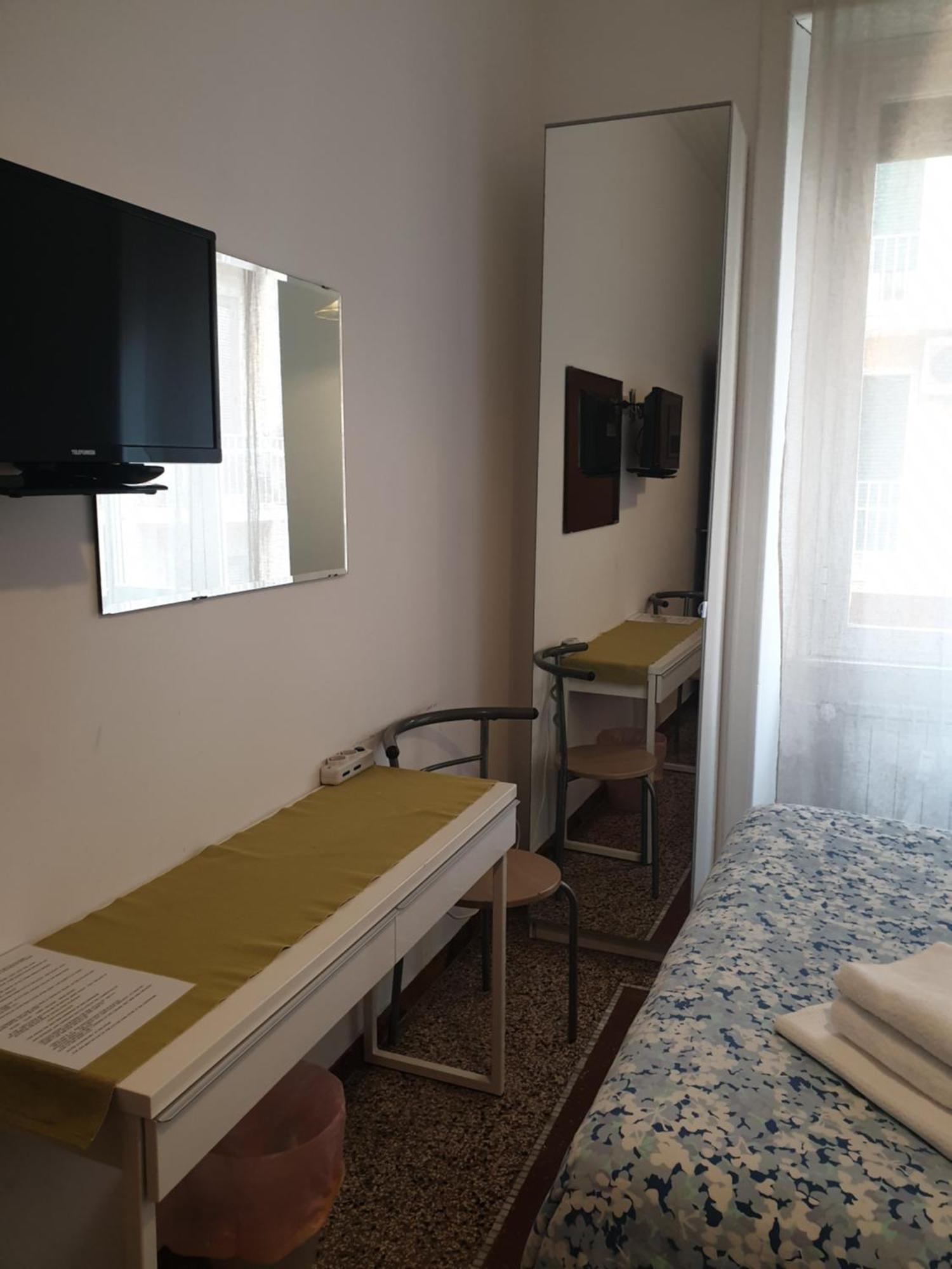 Chez Liviana Hotel Rome Exterior photo
