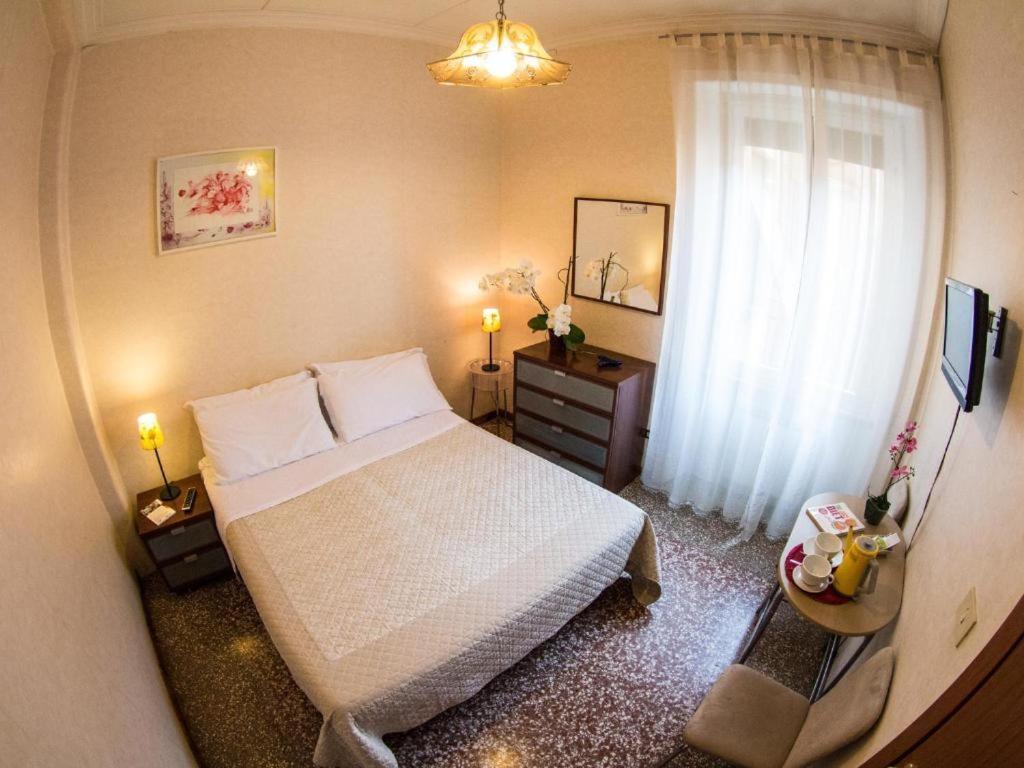 Chez Liviana Hotel Rome Exterior photo