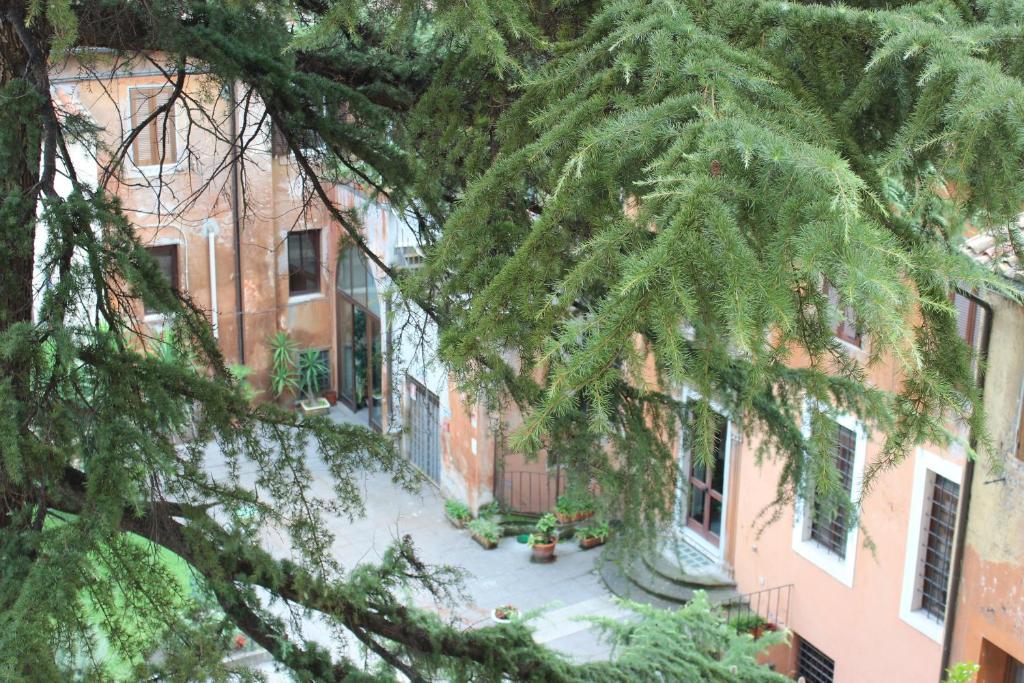 Chez Liviana Hotel Rome Exterior photo